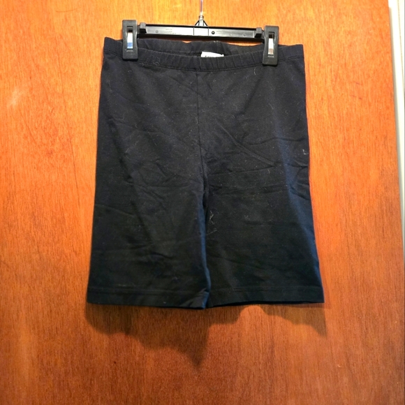 Danskin Pants - Danskin black stretch shorts szM